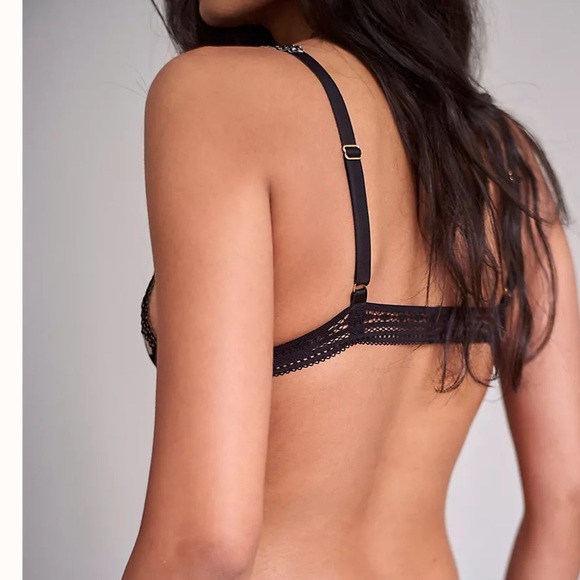 Free People Black Lace Floral Alia Bralette - Picture 2 of 3